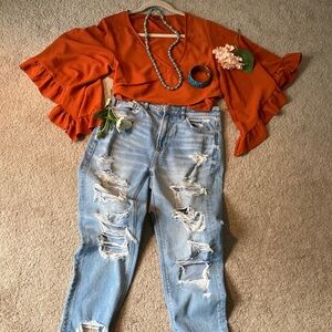 American Eagle Outfitters Light Blue Distressed Boyfriend Jeans